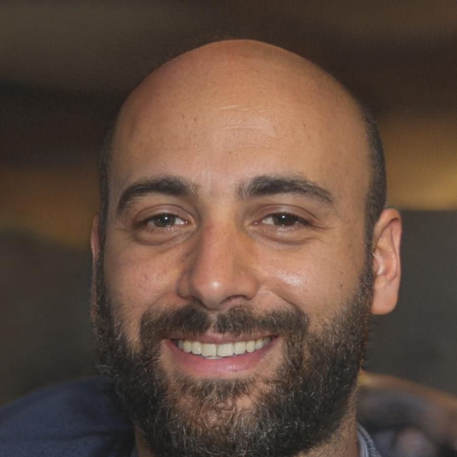 Asesor económico Damián Serrano
